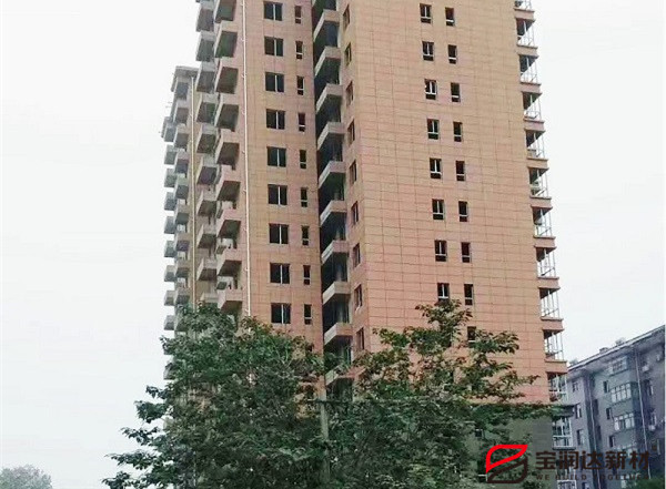 外墻保溫一體板應(yīng)用金玉莊園