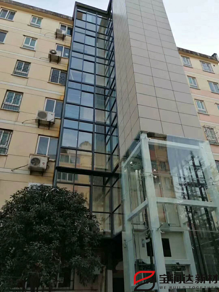 小區(qū)加裝電梯安裝寶潤達(dá)仿石保溫裝飾一體板